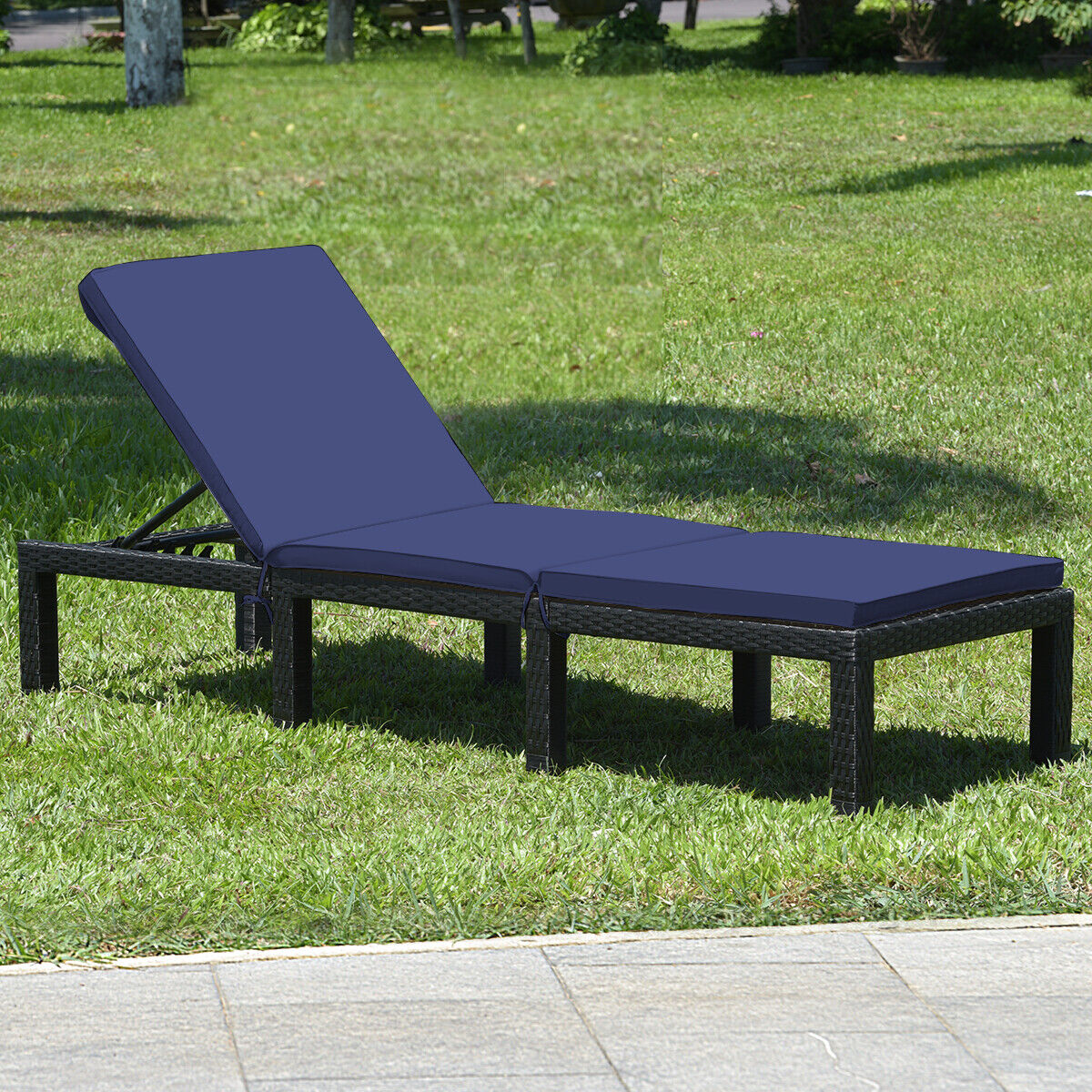 Patio Rattan Height Adjustable Lounge Chair with 2 Set of Cushion Cover-Navy & Off White