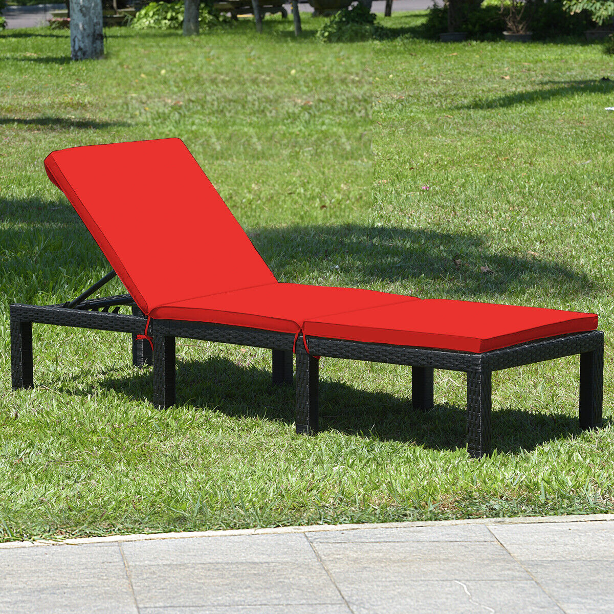 Patio Rattan Height Adjustable Lounge Chair with 2 Set of Cushion Cover-Red & Off White